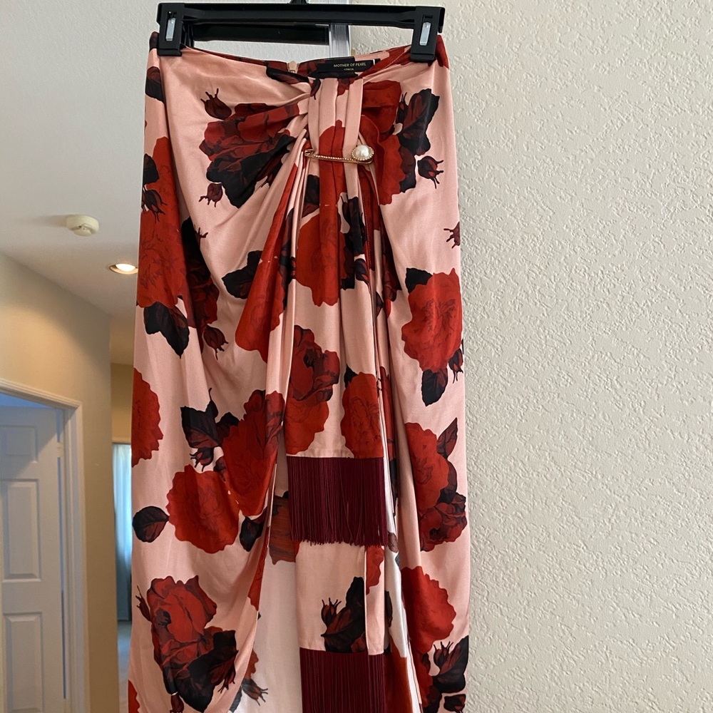Beautiful skirt - Picture 4 of 7